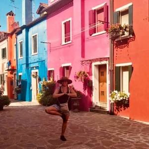 Meet your Posher, Tina